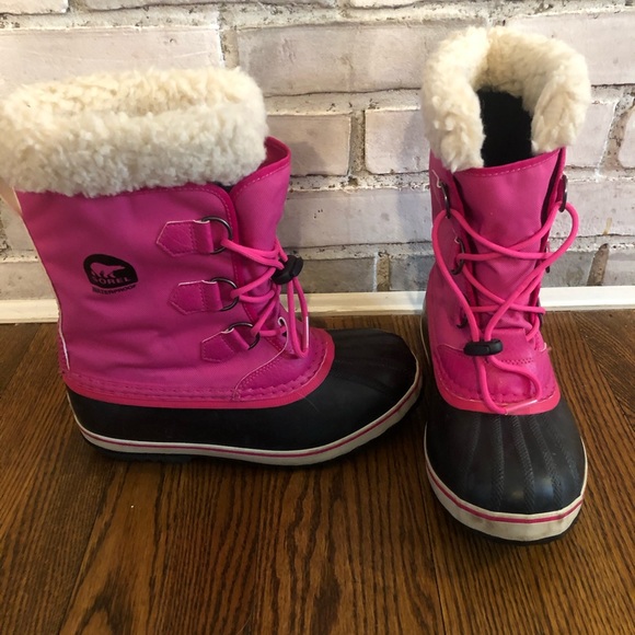 Boots - Picture 2 of 4